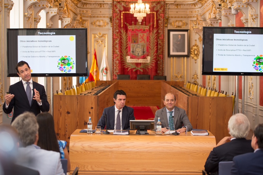 Antonio López de Ávila, José Manuel Soria y Juan José Cardona