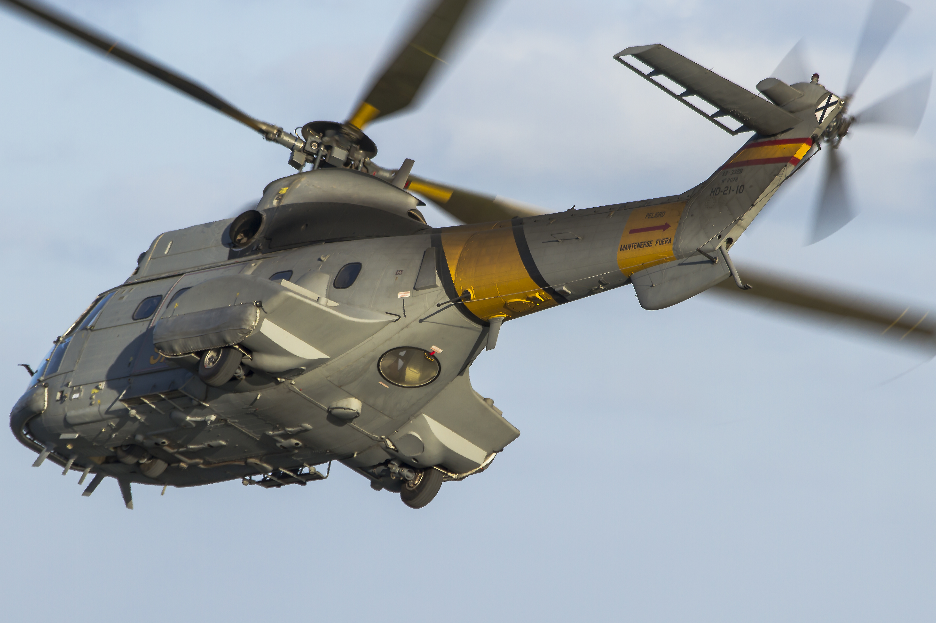 Super Puma ojo buey SAR