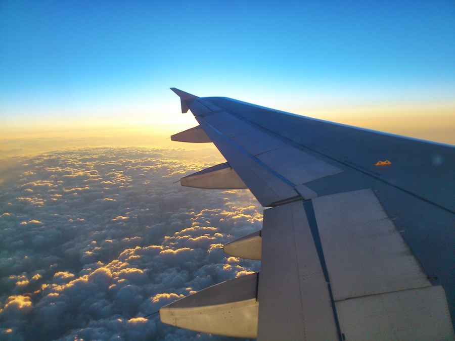 Avión en vuelo. Fotografía: ATCpress